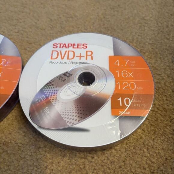 2 Staples DVD+R Recordable 10 Pack Disk Packs - Picture 3 of 6